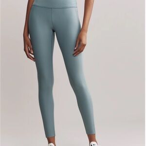 Rhone Ripple 7/8 Pocket Blue Hue Size M NWT